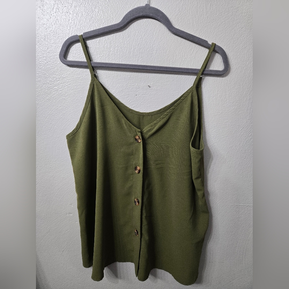 Button front tank